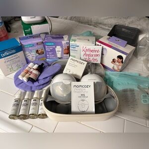 SOLD❌ Momcozy M5 Wearable Handsfree Pump + NEW essentials bundle